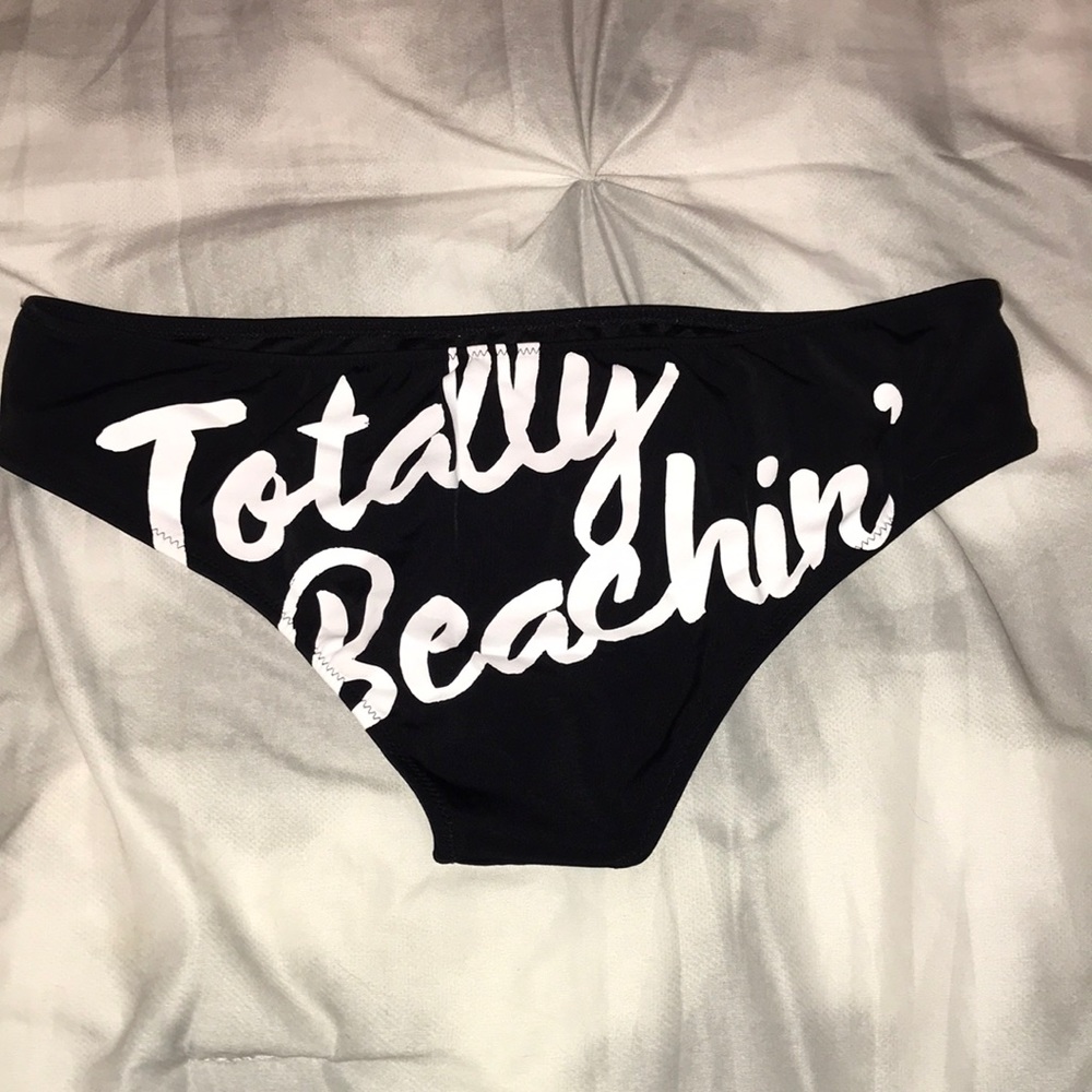 Totally Beachin’ Victoria’s Secret swim bottom